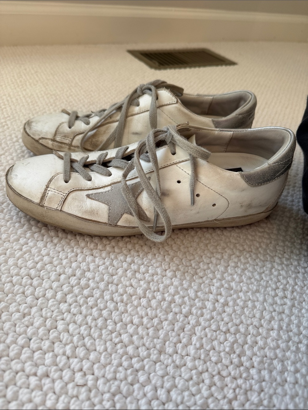 Golden Goose White Leather Sneakers with Gray Star - Picture 7 of 8